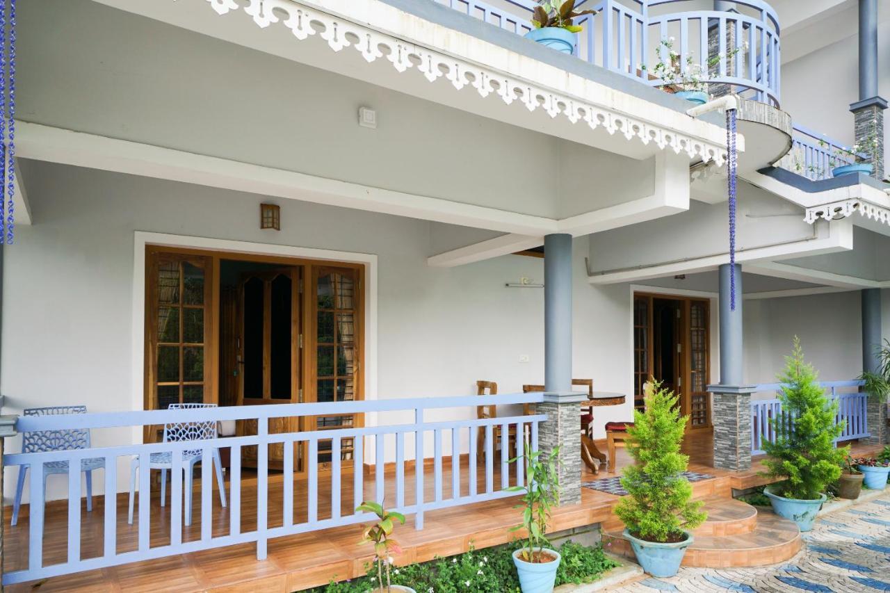 Munnar Blue Mist Acomodação com café da manhã Exterior foto